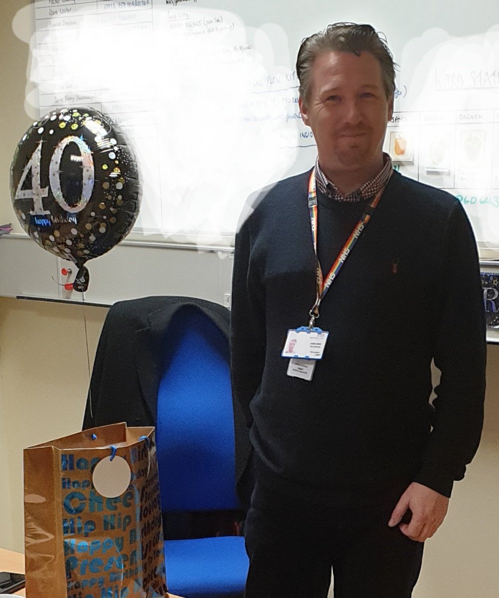 Happy 40th birthday Chris Bibby. Enjoy your day. 🎂🍾 @WeArePendleview @pacullen123 @CBibby9 @JoanneT42245080 @TanyaHibbertNHS @JMcDonnell5 @hayley_bobz @jamess_cole_ @chrissy4ster