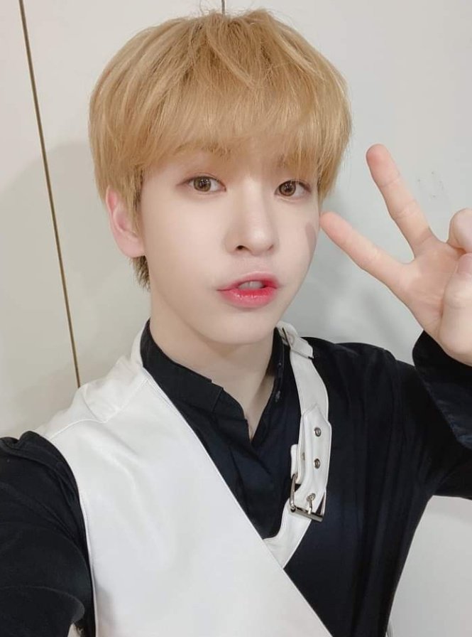 almsource's tweet image. missing debut era sm