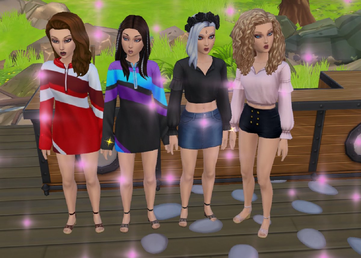 LovelyLadySim's tweet photo. Sister's, daughter, and best friend's 🥰🥰🥰🥰my group for a while to come 😍😍😍😍 https://t.co/dT3PLkytow