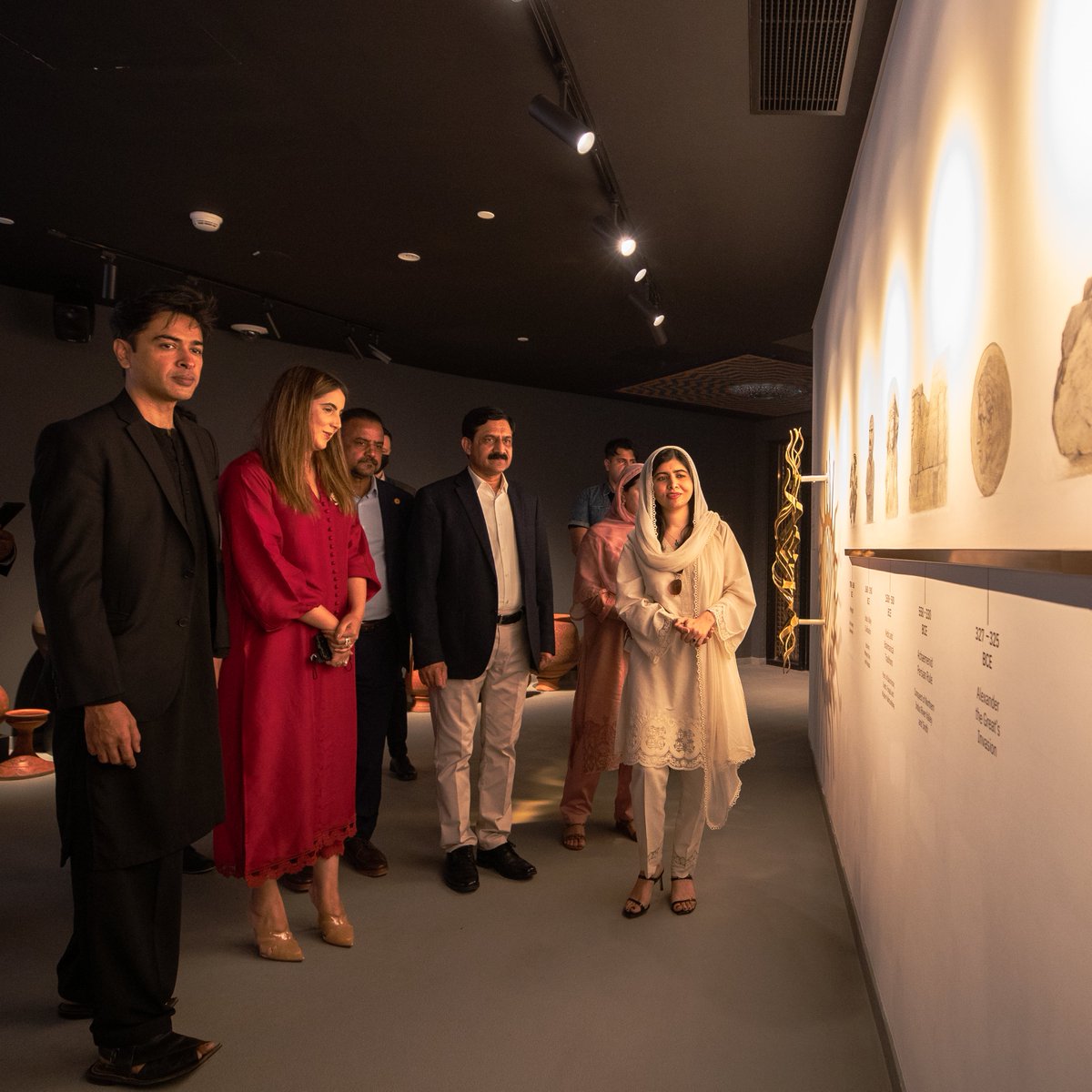 Pakatworldexpo's tweet photo. Today The Pakistan Pavilion was visited by a Pakistani activist for female education - @Malala Yousafzai, along with Pakistani singer, activist & humanitarian - @ShehzadRoy. https://t.co/7xw7M8ZdNm