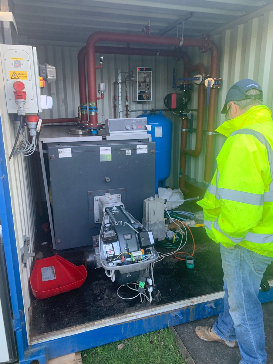 Quora_Group's tweet photo. Another busy week here at Quora Group and happy to help a local School keep open amd warm with a temporary boiler. 👍🏼 https://t.co/ZQMutizNSP