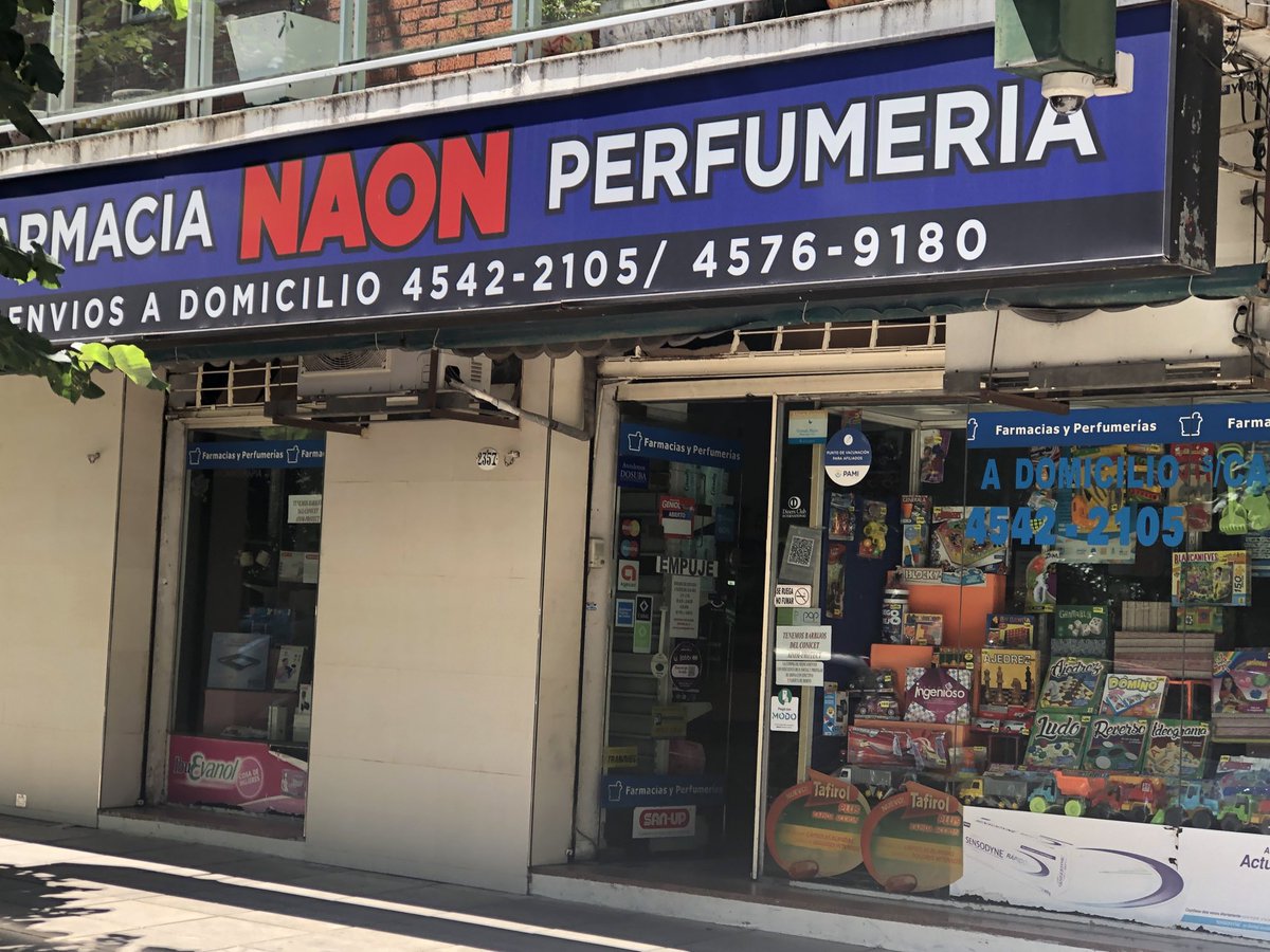 No me aceptaron una receta por la prepaga porque decía: x 30 cápsulas y no cápsulas blandas. Compré un montón de veces de esta manera.
La otra vez, le hicieron lo mismo a una señora mayor, estuve a punto de meterme y me contuve. La estupidez humana y la guachada no tiene límites.