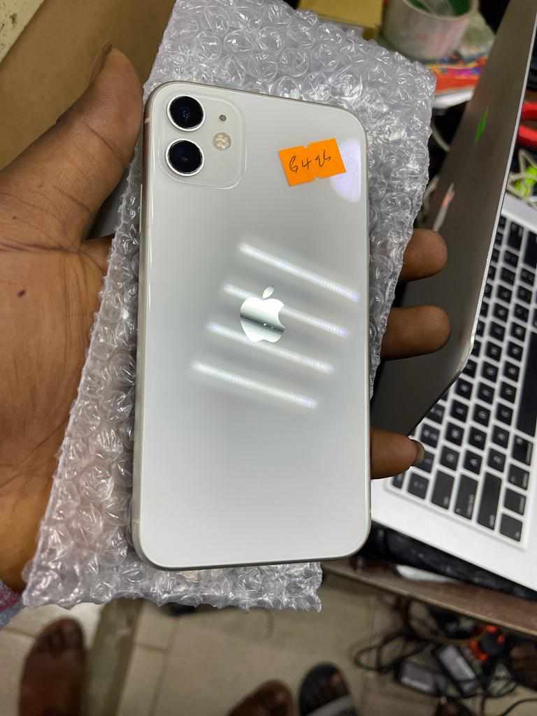 Thobilo's tweet image. New and uk use iphone is available. Interested should contact me on 08067677114