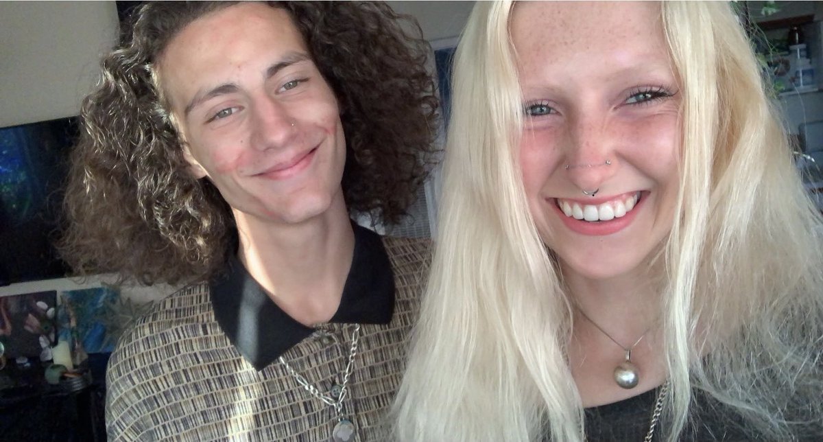 I CABT BELIEVE I DONT HAVE TI LIVE FARAWAY FROM MY FAVORITE PERSON ANYMOO