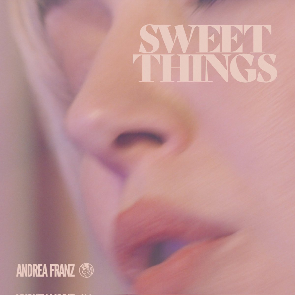 DiscosPanoram's tweet photo. Iniciando el año con nueva música, @frau_franz nos presenta "Sweet Things" 

¡Escúchala en tu plataforma favorita! 🧁 Link aquí https://t.co/zxfMYMLrB4

#DiscosPanoram #newreleases #AndreaFranz #shoegaze #dreampop #indiemusic #músicaindependiente #músicanueva https://t.co/AFqmaRiktY