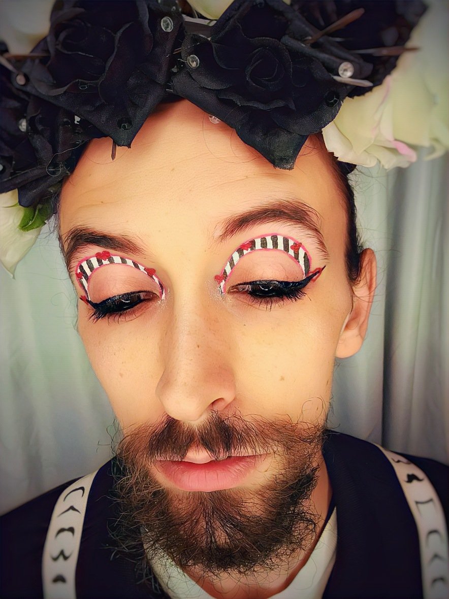 CosmeticKyle's tweet photo. Let's do some #ValentinesDay looks! #RedVelvet #mua #makeup #makeupartist #makeuplover #jeffreestarcosmetics #FridayVibes #PlayToEarn #heart https://t.co/oQyxin1FlQ