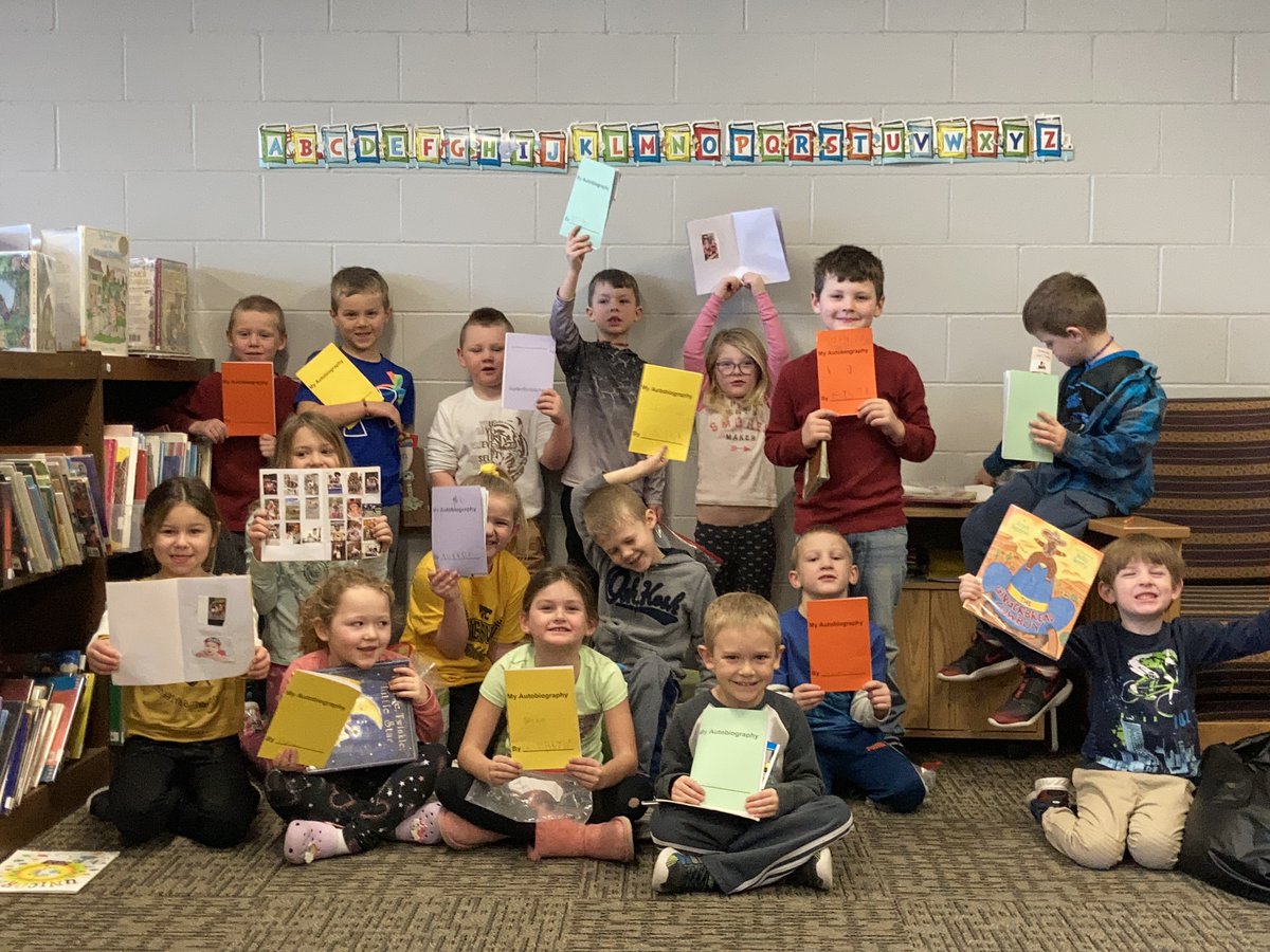 Kindergarten authors have completed their biographies!