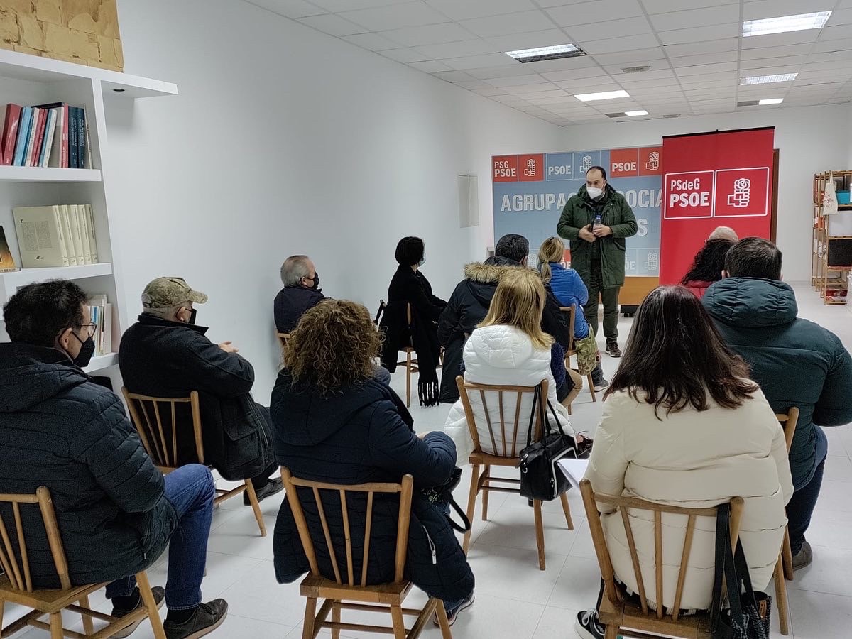 👏👏Falamos, entre moitas cousas, da importancia de dar un impulso á formación porque é a mellor forma de continuar a poñer en valor o noso mellor patrimonio: a nosa militancia.

#SeguimosAvanzando
#EuConBernardo