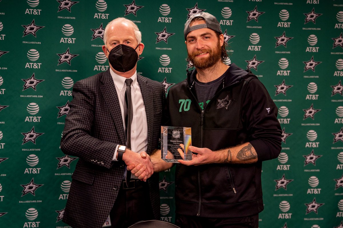 DallasStars's tweet photo. Celebrating 500 🥅 https://t.co/kMK7OjHx3d