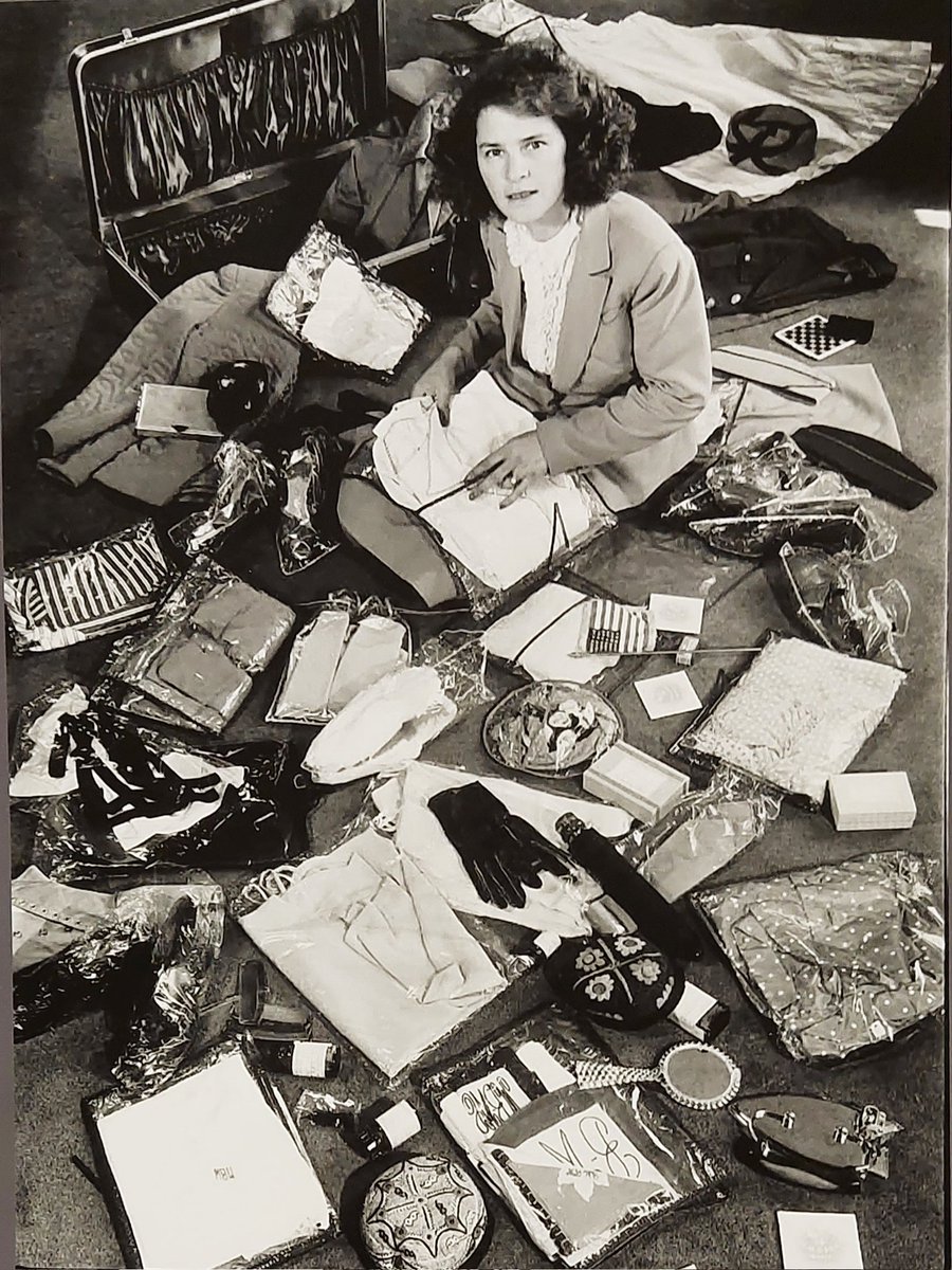 Loreto_1910's tweet photo. ° Margaret Bourke-White
1942
#BourkeWhite
"Ritorno da un viaggio"
#NiépceArt https://t.co/djIfFTXNiy
