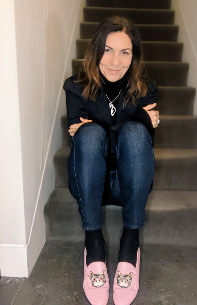 Julia Bradbury I HAVEN'T BOUGHT BLUE TICK💙 tweet media