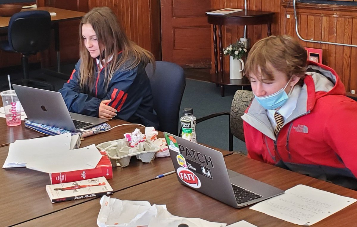 Patrick &amp; Katie collaborating with other <a href="/MIAA033/">MIAA</a> Student Ambassadors at today's virtual Winter Huddle.