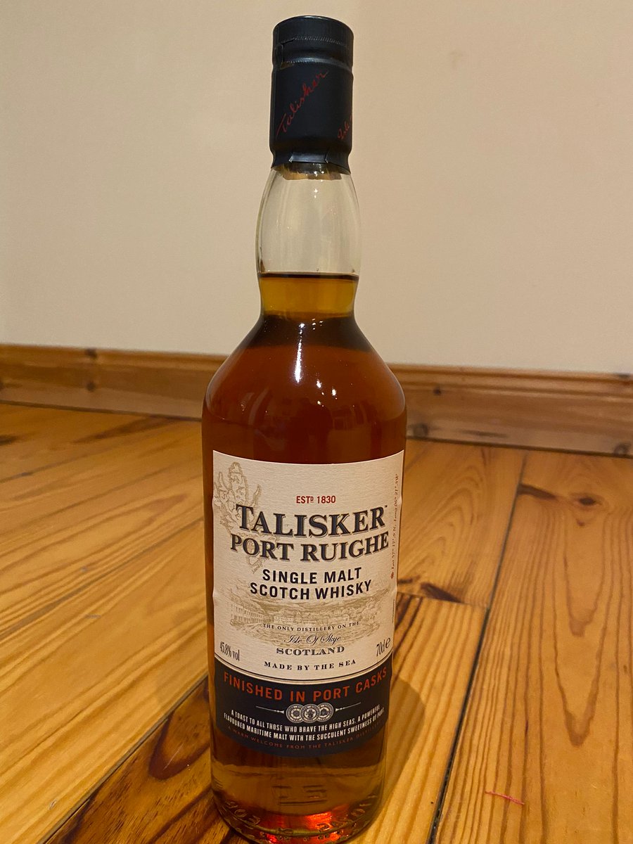 Bottles for clubs first tasting of 2022 tomorrow. #whisky #bourbon 

@TaliskerWhisky Port Ruige
<a href="/MichtersWhiskey/">Michter's Distillery</a> small batch #Kentucky Bourbon

Reviews to follow!