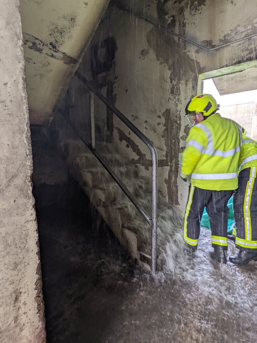 And it's the end of the Core Skills element for R1/22. A hard week of assessments which also included Salvage. Here the recruits are participating in an exercise we like to call Niagara Falls, where they try and divert water from a ruptured main. <a href="/DSFireUpdates/">Devon and Somerset Fire and Rescue Service</a> <a href="/noblett_john/">John Noblett</a>