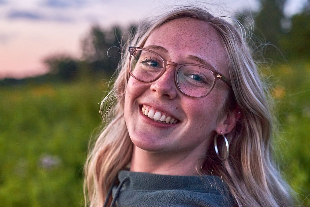 cap__sac's tweet photo. Meet Michaela Hishon (she/her), one of the SAC’s first year reps, and a student at the University of Guelph. “I love red slushies and that I am very susceptible to hypnosis - I always get hypnotized from either the audience or on the stage.”

#meetthemembers #physcapsac https://t.co/d8a5U8ONzC
