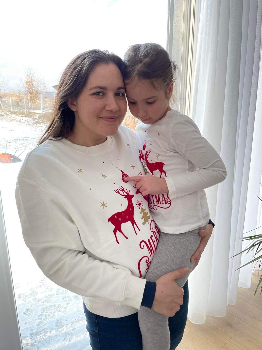 KormoczyPPetra's tweet photo. 🎶Az idő megmutatja, bármi történt miért jó neked.
Az elmúlt éveket sem hozza vissza senki már neked
Sem nekem.
De balga vágyak helyett többet ér ha megérted amit kell,
S jókor vagy jó helyen.🎵 https://t.co/Q5GG2l4eUd