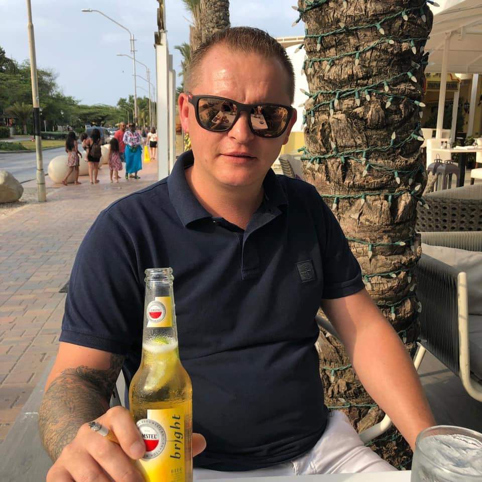 Triest bericht, fanatiek <a href="/fcgroningen/">FC Groningen</a> supporter Karol Sloterwijk is afgelopen week overleden.

Ondanks dat wij inactief zijn, toch hier aandacht voor.
Karol was de eerste sponsor van het Supporterscollectief. 💚
Rust zacht topper.
Veel sterkte voor familie, vrienden en bekenden