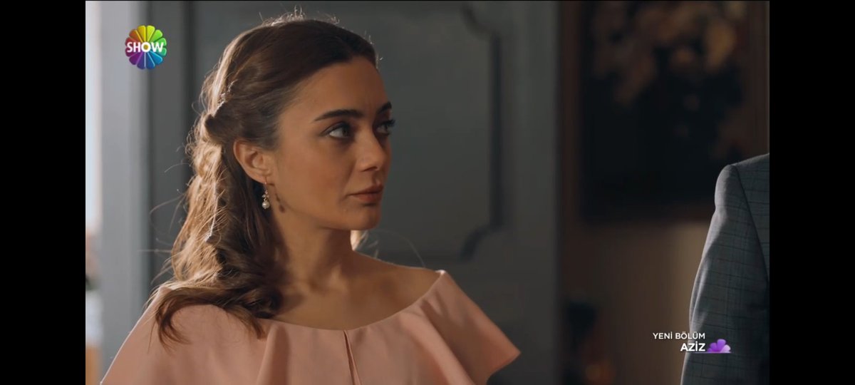 DiziciBagyan's tweet photo. Damla Sönmez 💫
#Aziz #asılgerçek https://t.co/Av6ml6niAS