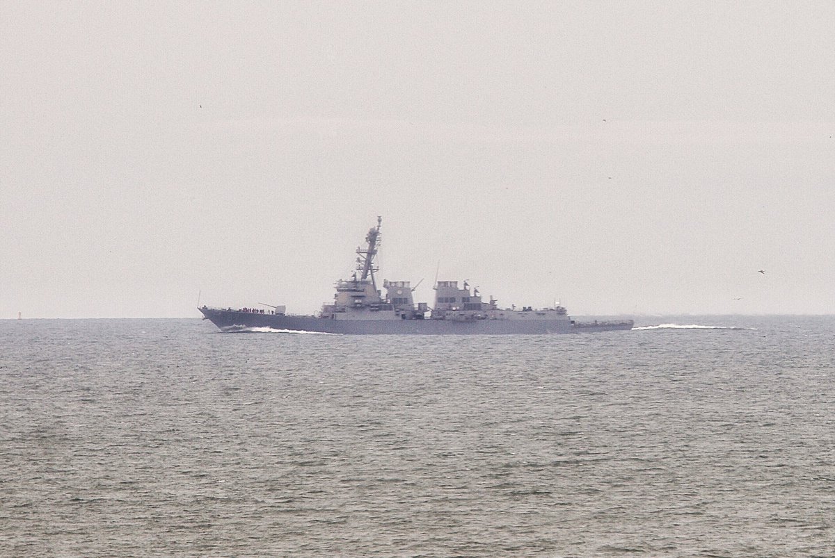 The USS MASON (DDG-87) 🇺🇸 Arleigh Burke-class Flight IIA guided missile destroyer, departing from her anchorage and coming into Navel Station Norfolk. #USNavy #USSMason #DDG87 #ShipsInPics