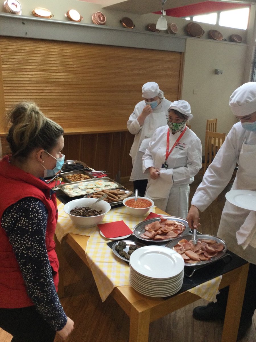 Fferm Fronlas Farm tweet media