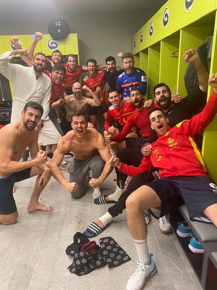 JoanCanellas's tweet photo. 🅸 🅽 🅲 🆁 🅴 🅸 🅱 🅻 🅴

🐺🤪🤪🤪🤪🐺 https://t.co/XILQkRCnqI