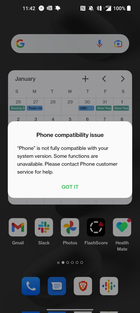 The rollout of Android 12 is going great 😅