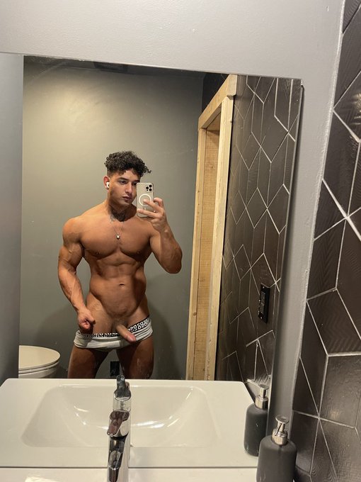 Good night ppl... going to rub one out and go to bed 💦 https://t.co/ojr70IwTxy<a href="/tag/fitness"class="tags"><span>#fitness</span></a><a href="/tag/fit"class="tags"><span>#fit</span></a><a href="/tag/cockslap"class="tags"><span>#cockslap</span></a><a href="/tag/masc"class="tags"><span>#masc</span></a><a href="/tag/uncutcock"class="tags"><span>#uncutcock</span></a><a href="/tag/chacales"class="tags"><span>#chacales</span></a>