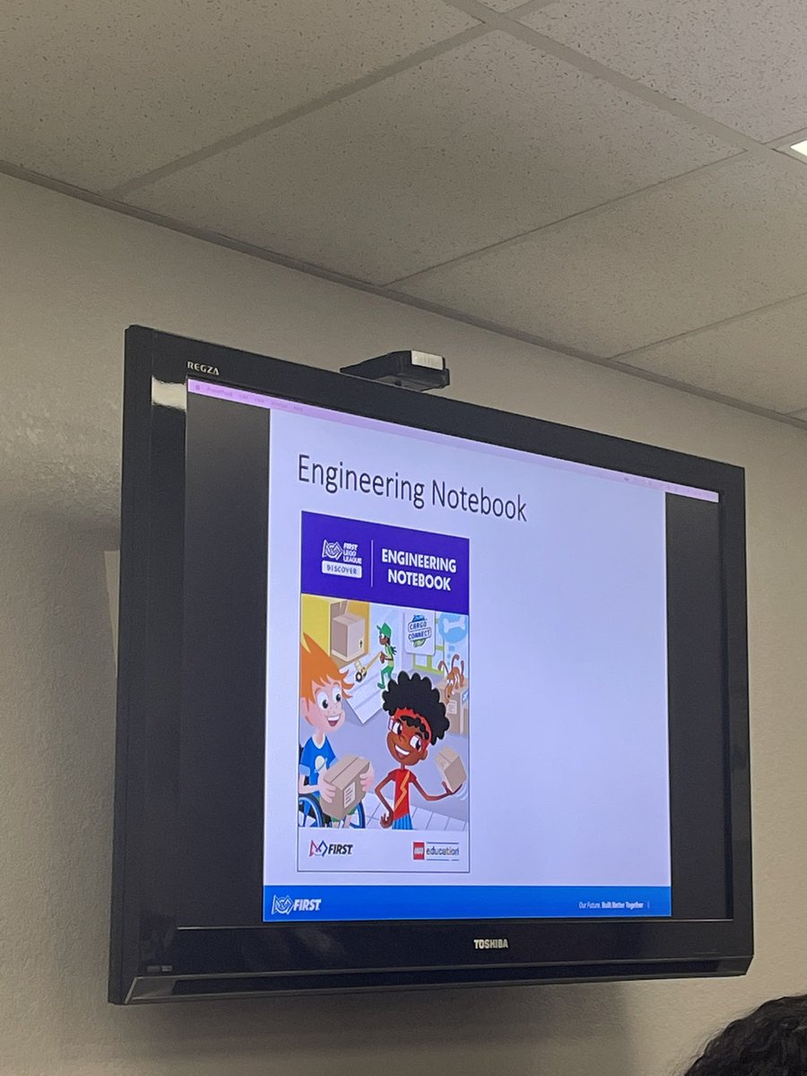 MsEvansFromPrek's tweet photo. Friday training with #FIRSTLEGOLEAGUEDISCOVER with @ColtonScience 
Thank you for such a wonderful and innovation training! Can’t wait to incorporate this in the preschool!! 
@marla_ford88 @cathy_cduffy @CraneSchools @WeAreTeachers https://t.co/r0S2XnttDm