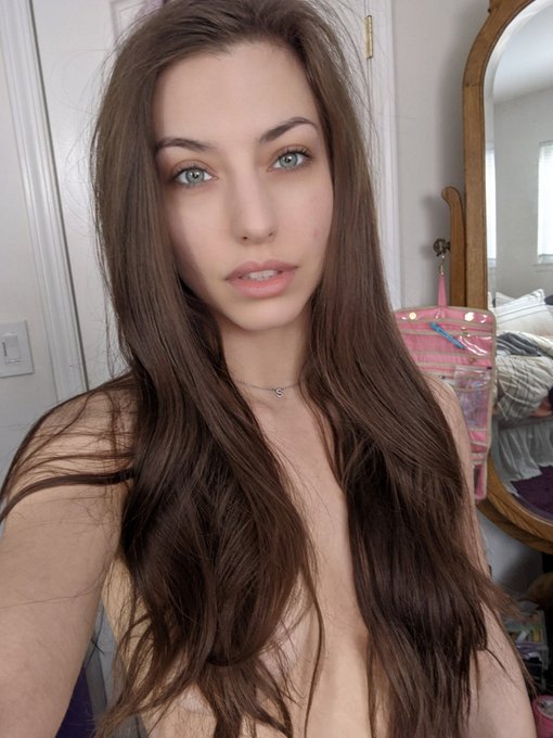 That hair after a good...nap😉  🔗link in bio🔗 https://t.co/bHe9bmTiGd