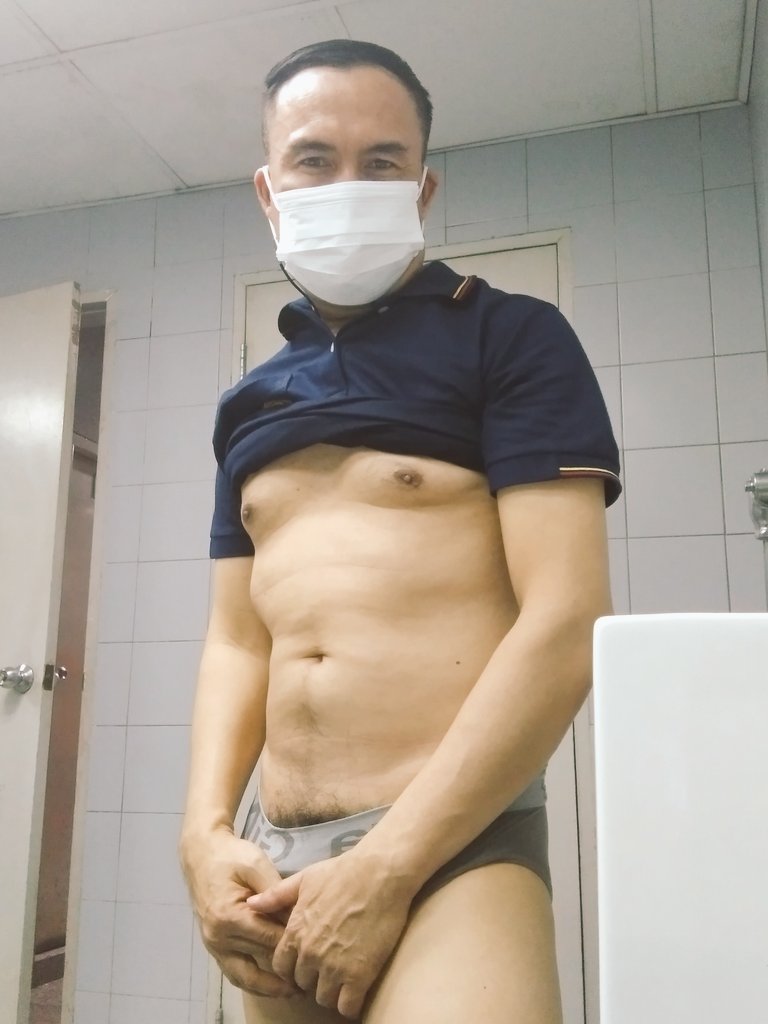 Seamsak3k3kgma1's tweet photo. สวัสดีครับเพื่อนๆชาวทวิตลุงมาทำงานแล้วนะ https://t.co/OfUMGF628k