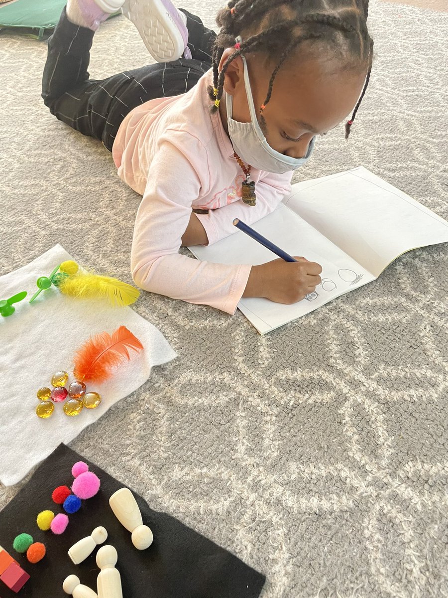 Miss. Lederer’s Kinders tweet media