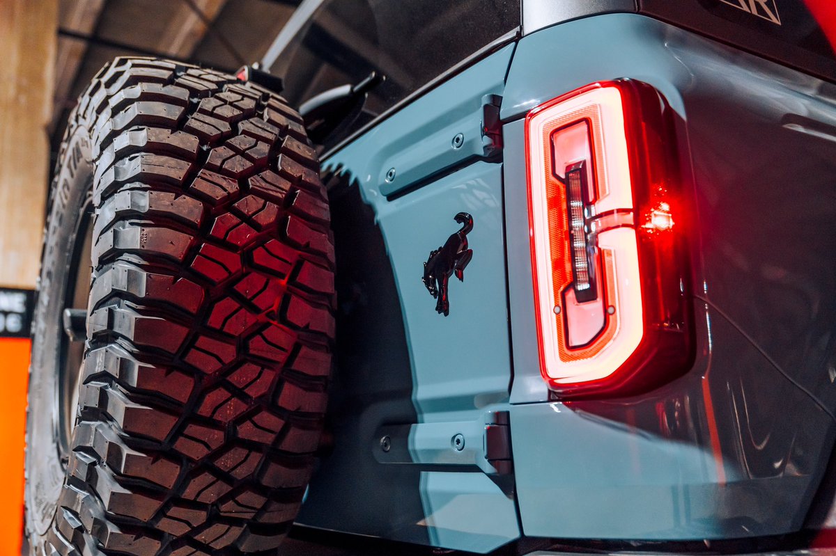 WoyshnisMedia's tweet image. I’m lovin these new Broncos