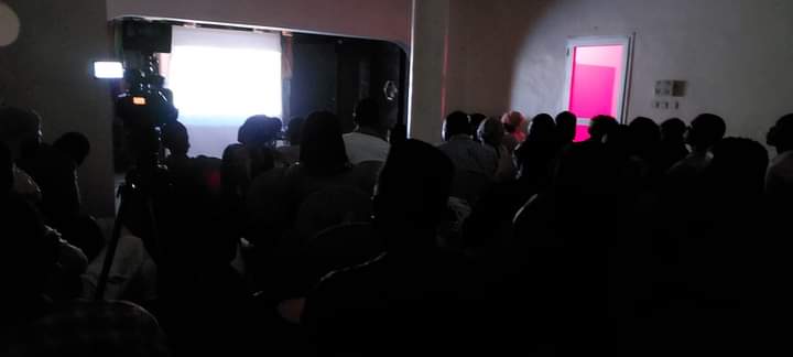 Félicitations à <a href="/ayoubasow/">Sow Ayouba</a>  pour son extraordinaire film dénommé #Ogossagou .
Le fruit d'une impartiale enquête, ce film incarne les réalités sur le massacre qui s'est passé à Ogossagou le 23 mars 2019 au centre du Mali. 
#TSCom