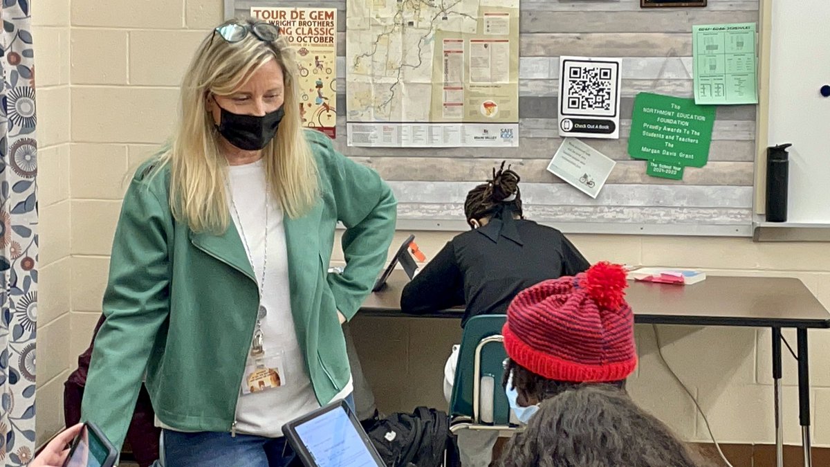 ACoyGonzalez's tweet photo. Middle school is simply amazing @NorthmontTBolts. Joy McKarns fills a room with compassion, energy, and love for her students and colleagues. Her students leave filled up and some become teachers down the street! Thank you for sharing Northmont!  #OhioLovesTeachers #IEducateOhio https://t.co/BvFpd82Vns