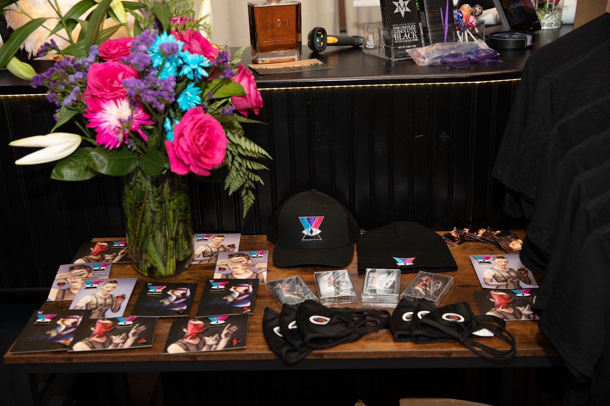 You know it’s going to be a great event when the flowers unexpectedly perfectly match the @Chrysta_Bell merch colors. 

The beautiful merch table from this past weekend <a href="/Macandkelly/">Mac</a>. Shop the items at the link in our bio. New items will be added soon! ✨💕