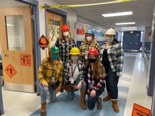 FreetownAACPS's tweet photo. Our kindergarten construction workers are building their math knowledge! https://t.co/rXRLOkQdlv