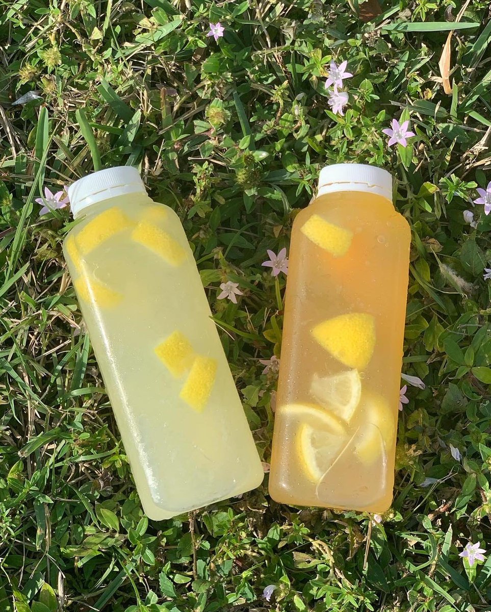 Super Refreshing Pineapple Lemonade & Peach Lemonade.  
🍍🍑🍋💦 #MadeFreshDaily #RareLemonades #MadeWithLove 🤗🥤✨