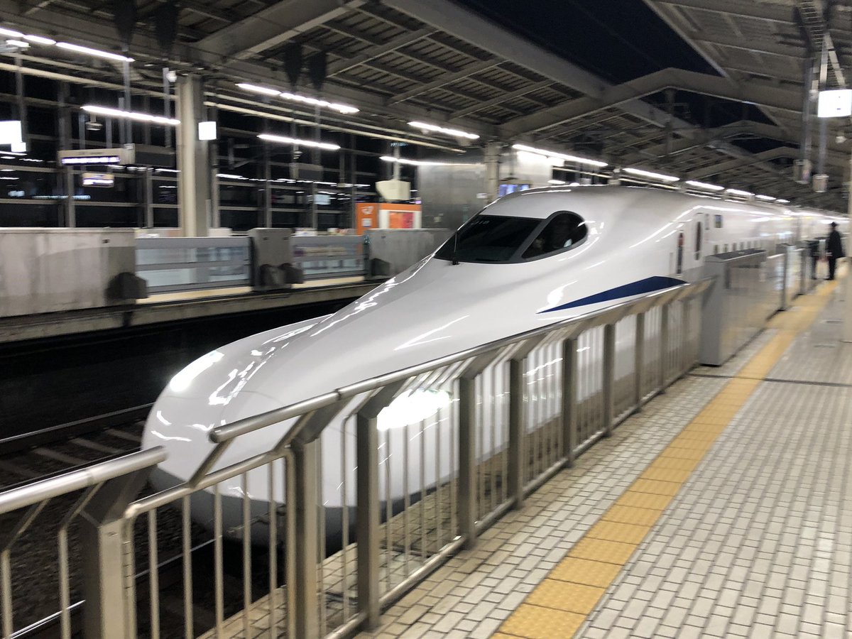 Central_Ride's tweet photo. 鉄道会社：東 海 旅 客 鉄 道
車両形式：Ｎ７００Ｓ
編成番号：ｵｻJ18
行  き  先：のぞみ204号／東  京
乗車区間：京  都→東  京
特記事項：
#浜鉄乗ったでよぉ https://t.co/CggWQZJmCE
