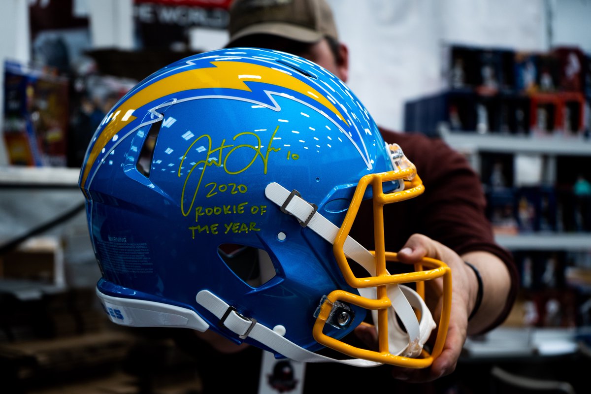 dcigrading's tweet photo. Where are the Herbert fans at? #chargers #BoltUp #ROY2020 https://t.co/gXEjSkheZJ