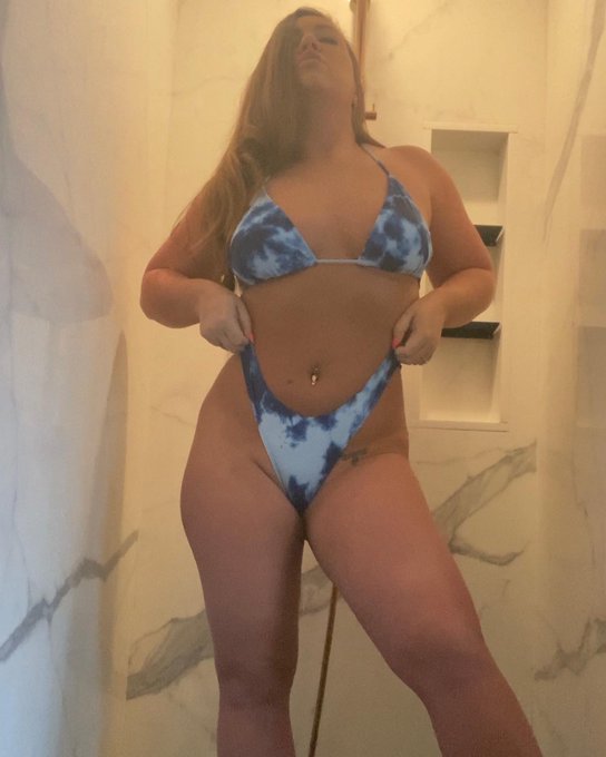 bikini pics because why not https://t.co/CKHTuhNxiR<a href="/tag/nofilter"class="tags"><span>#nofilter</span></a><a href="/tag/progress"class="tags"><span>#progress</span></a>