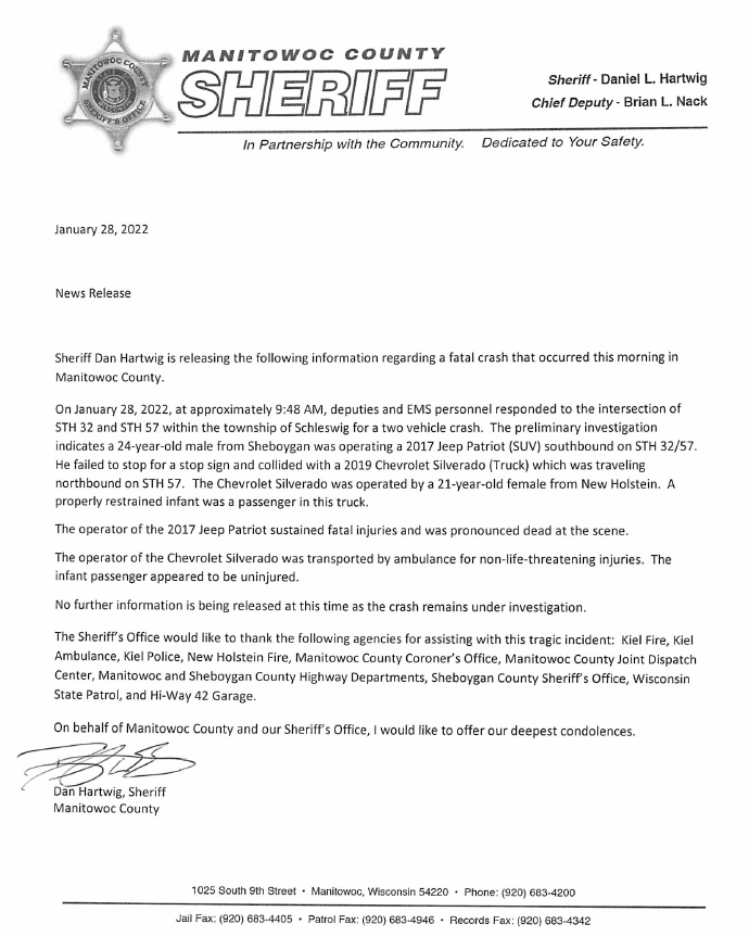 Manitowoc_SO's tweet photo. Media release on a fatal motor vehicle accident this morning in southern Manitowoc County. https://t.co/npQLzUToOh