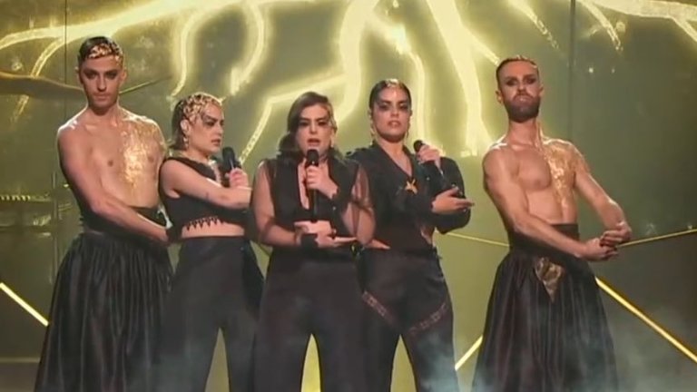 JMPerezAfonso's tweet photo. Eurovisión ya no es música, es espectáculo, porque si lo que importa es la calidad musical, NO HAY COLOR!
Lo de Bandini es una reivindicación, es controversia para remover conciencias...tiene mérito, pero la sola comparación del nivel artístico musical es ofensivo.
#Tanxugueiras https://t.co/iJurS5bMft