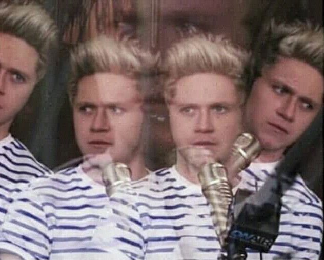 28louisthesun's tweet photo. I'm in love with him
Mark?

I vote #Louies for #BestFanArmy at the #iHeartAwards https://t.co/mlbAiOnTDR