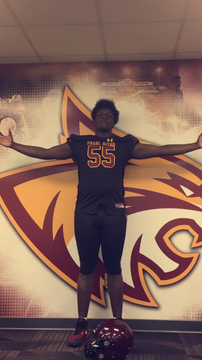KobePittman's tweet photo. Prcc commit let’s work go wildcats 🔒🤍🖤 thank you @MrA2BGAP https://t.co/6DU1N3vRI2