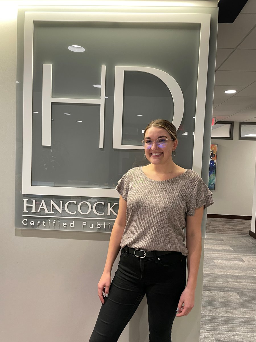 hancockdana's tweet photo. What's better than one Gau working at Hancock/Dana?! TWO Gau's working at Hancock/Dana!! We are so excited to have Elizabeth Gau join her sister, Kimberly, here to help us during the busy season. Elizabeth is already proving to be a great addition to our team! #team #sisters https://t.co/7wbLMFwrlP