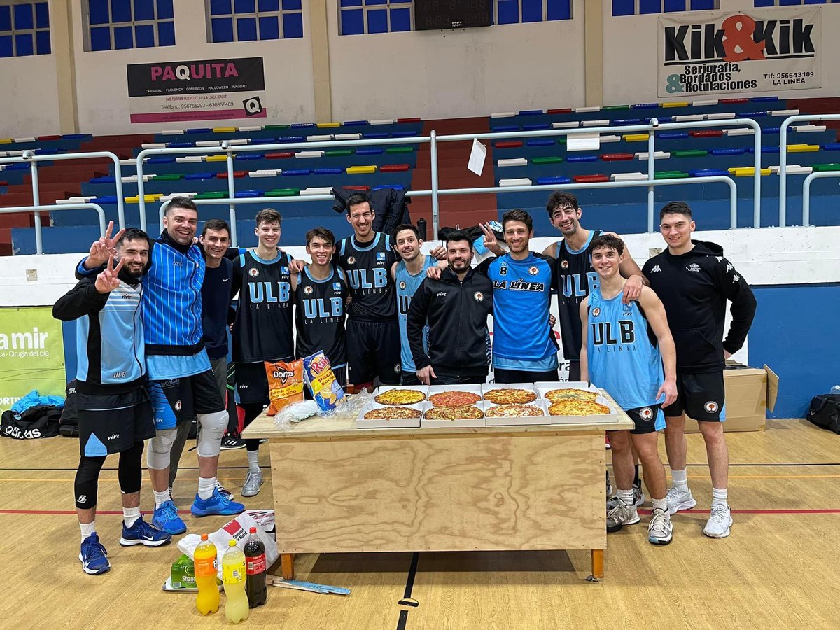 ULBLALINEA's tweet photo. ¡🆈 🅴🅻 MVP 🅲🆄🅼🅿🅻🅸🅾!🙋🏻‍♂️@Knddo 

👉 Pizzas para todos.🍕🍕🍕😜 https://t.co/O0ZU8O295n
