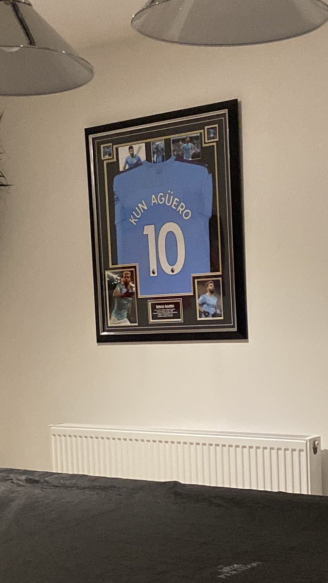 The legend is in the house 👌 <a href="/aguerosergiokun/">Sergio Kun Aguero</a> <a href="/ManCity/">Manchester City</a>