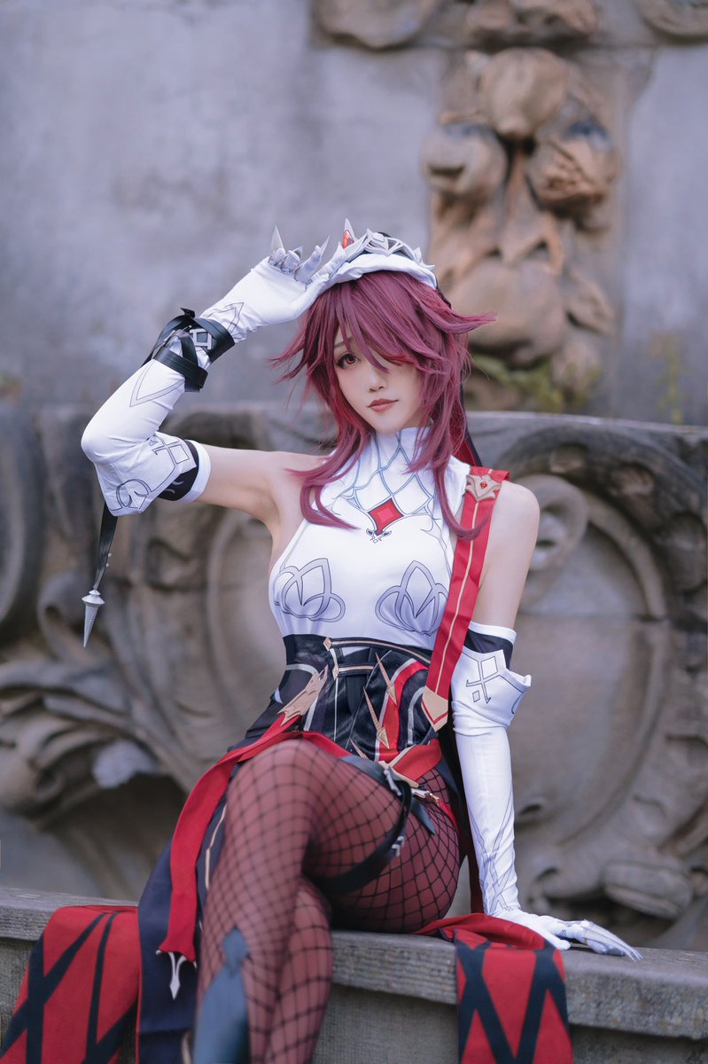 Happy belated birthday Rosaria🥳 

CN <a href="/10000mango/">Shiningshela🐈‍⬛黒猫シェラ</a> 
P <a href="/Lostdumplings/">Lost Dumplings</a>