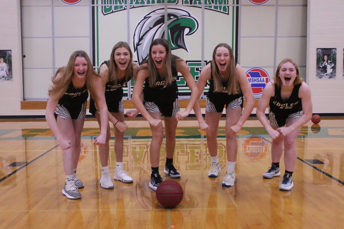 OFHSLadyEagles's tweet photo. ITS SENIOR NIGHT!! Come support our Lady Eagles tonight at HOME @ 5 https://t.co/5yYE5E1J6t