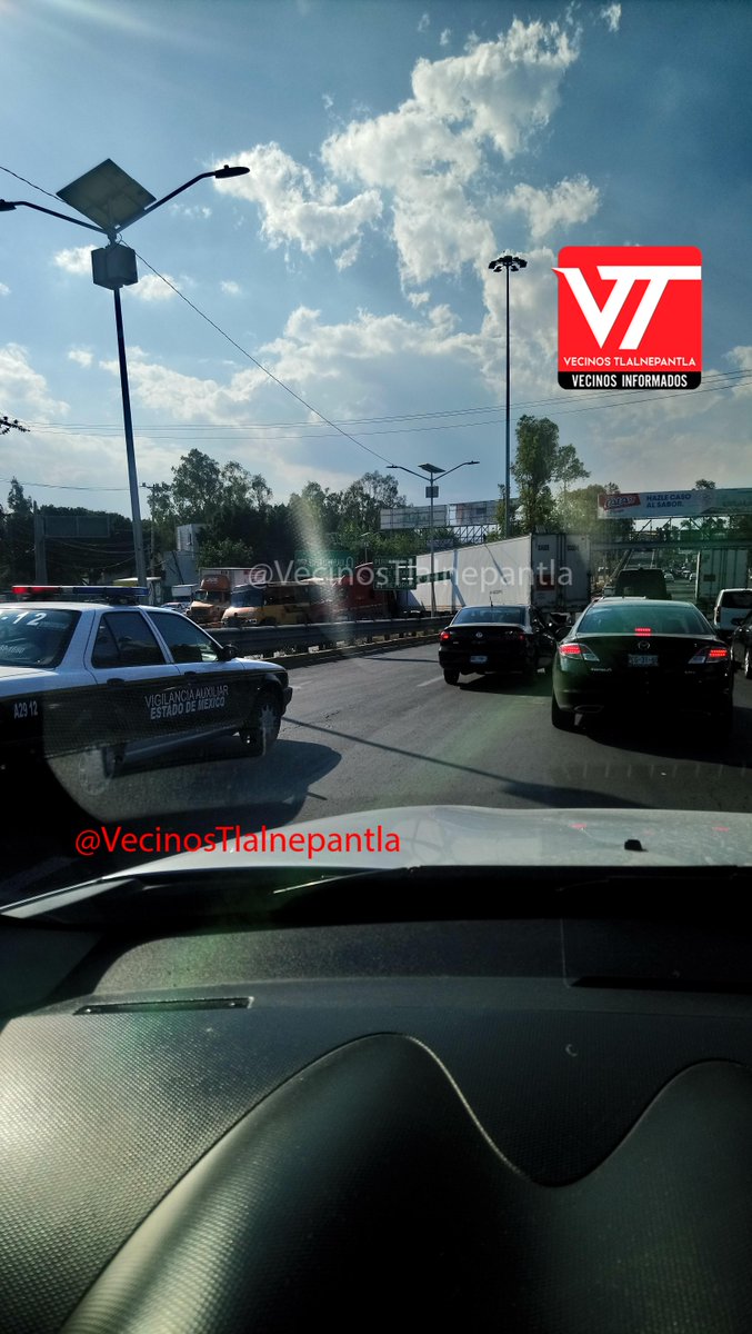 vecinoinformado's tweet photo. Reportan accidente entre trailer y camión sobre avenida mario colin a la altura del tecnológico de #Tlalnepantla  carriles centrales bloqueados  trafico lento

TLALNEPANTLA https://t.co/S0FfnrgeHy